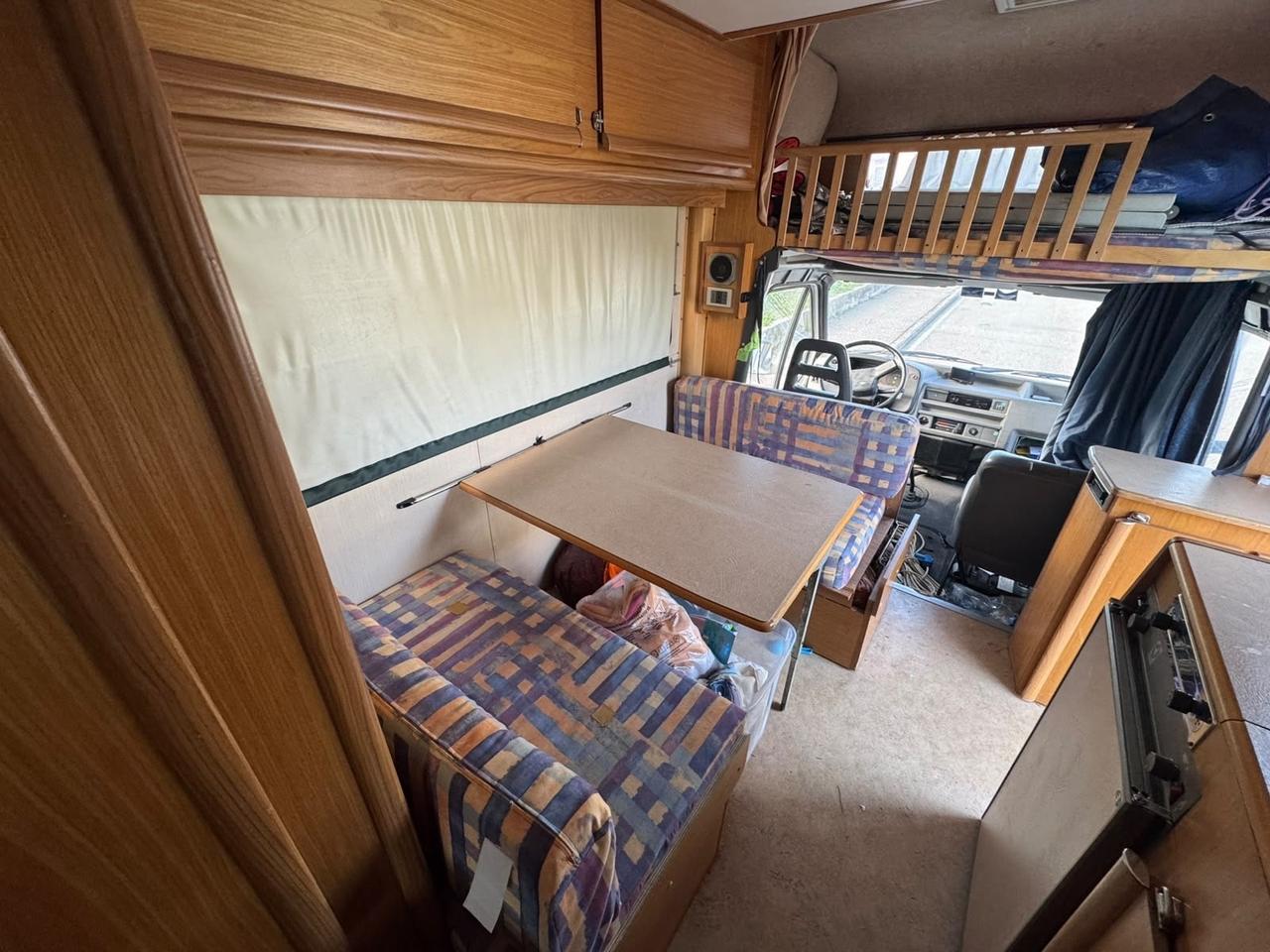 Ford Transit laika 2.5 disel