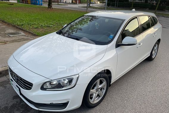 VOLVO V60 D2 1.6 Momentum