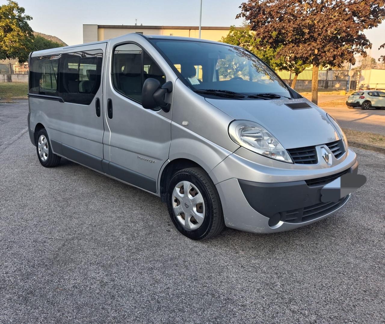 Renault Trafic T29 2.0 dCi/115 PC-TN Passenger Pack