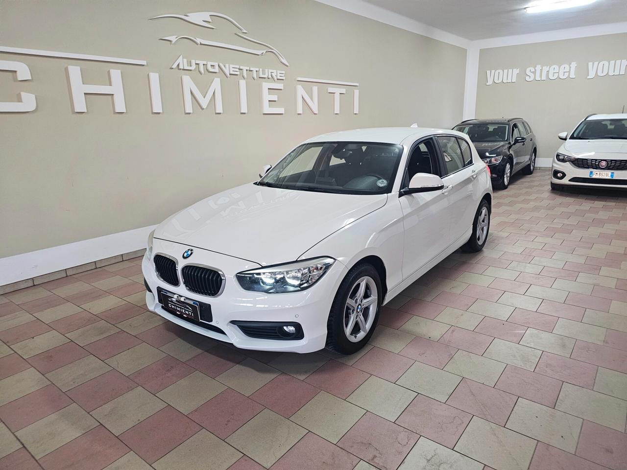 Bmw 116 116d 5p. Urban