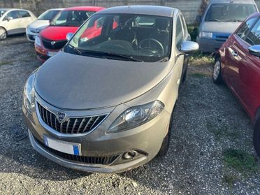 LANCIA Ypsilon 3ª serie - Ypsilon 1.0 FireFly 5 porte S&S Hybrid Ec