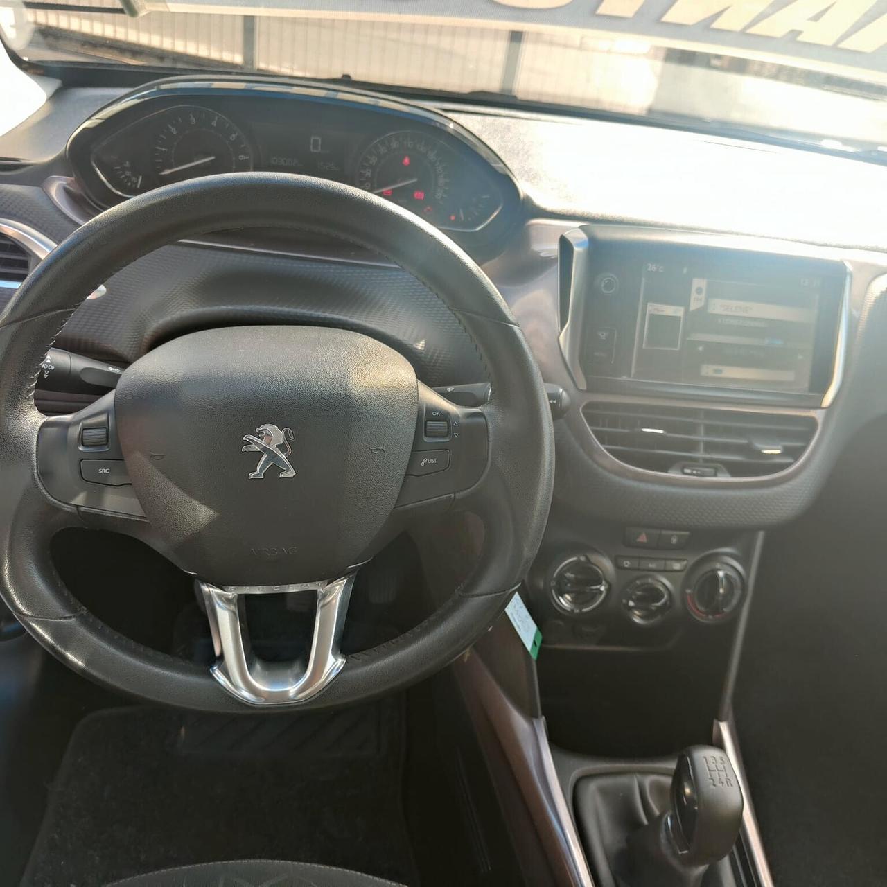 Peugeot 2008 1.2 VTi GPL 82CV Allure