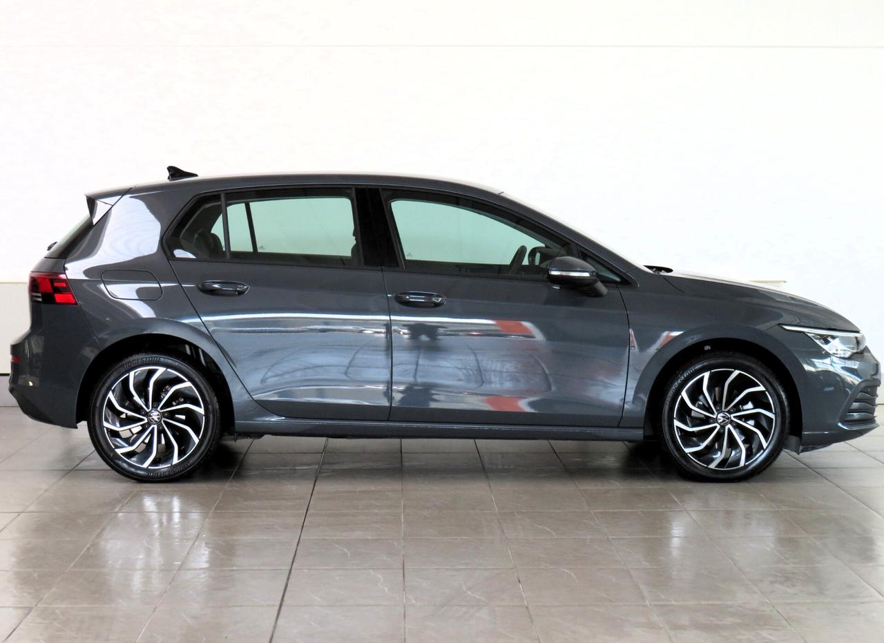 Volkswagen Golf 1.0 eTSI EVO DSG Life