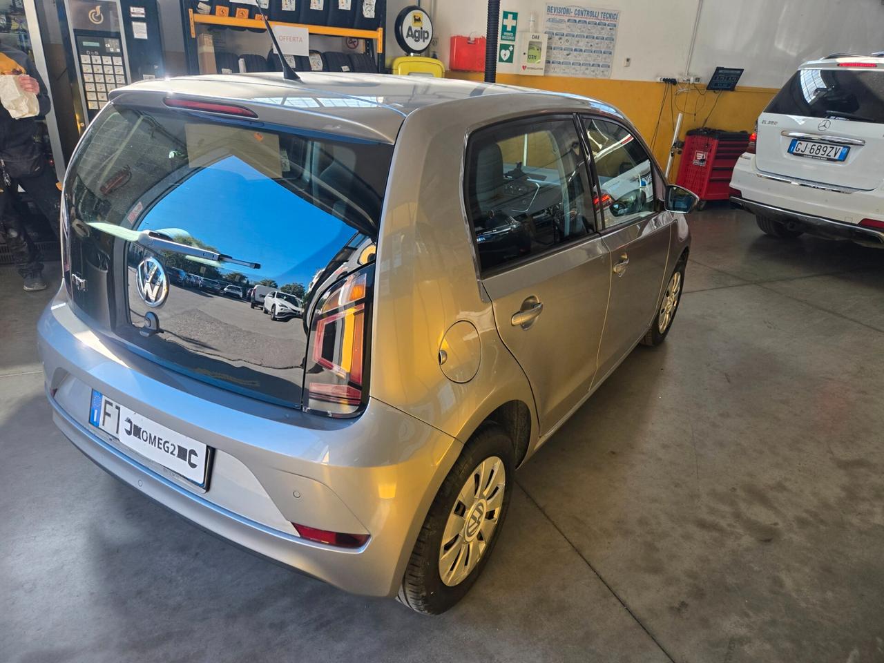 Volkswagen up! 1.0 75 CV 5p IVA ESPOSTA