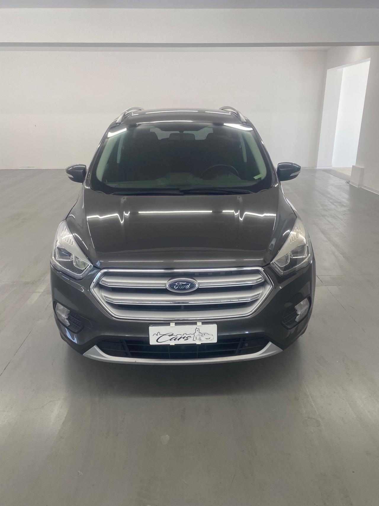Ford Kuga 1.5 TDCI 120 CV S&S 2WD Powershift ST-Line