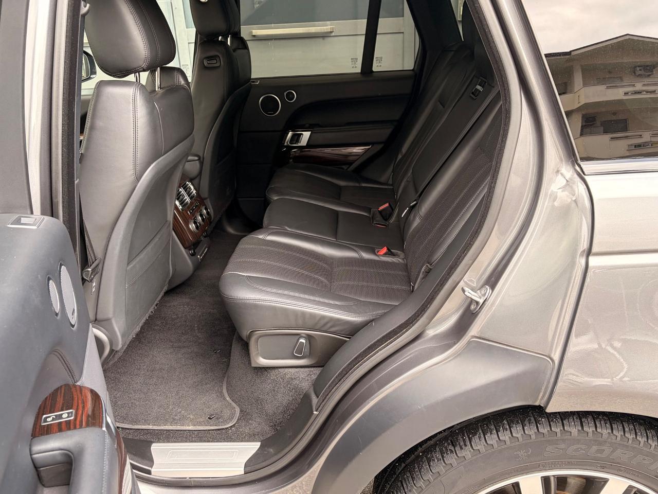 Land Rover Range VOGUE SDV8 FINO AL 9 FEBBRAIO