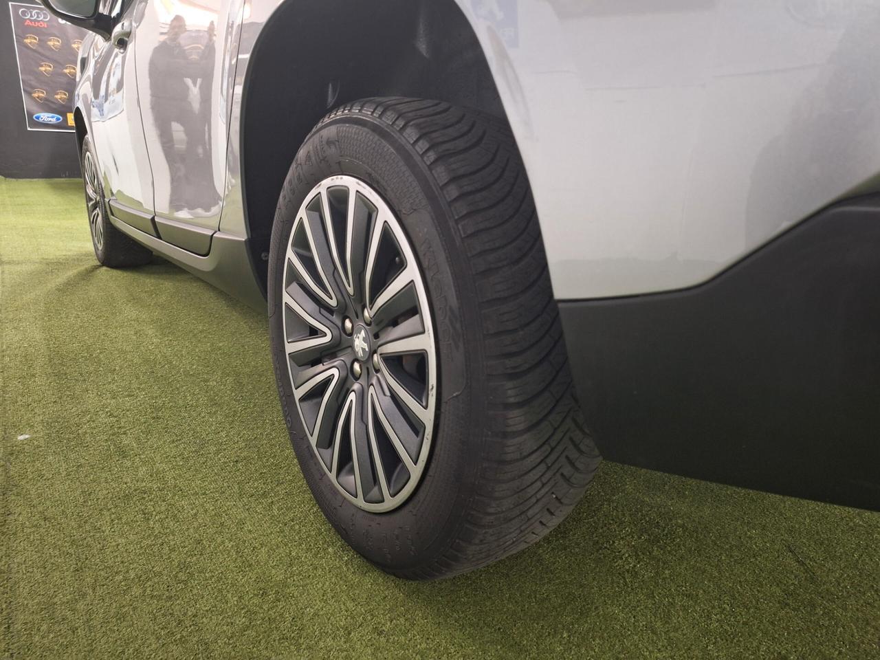 Peugeot 2008 1.6 e-HDi 92 CV Stop&Start Allure