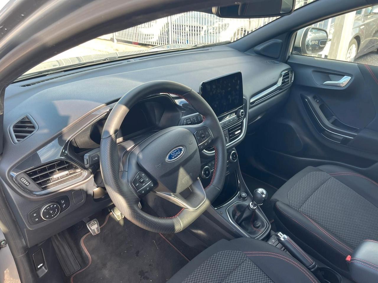 Ford Puma 1.5 CDI EcoBlue 120 CV ST-LINE Design NAVI, XENON FULL LED, CAMERA, TEMPOMAT, CERCHI, GARANTITA!