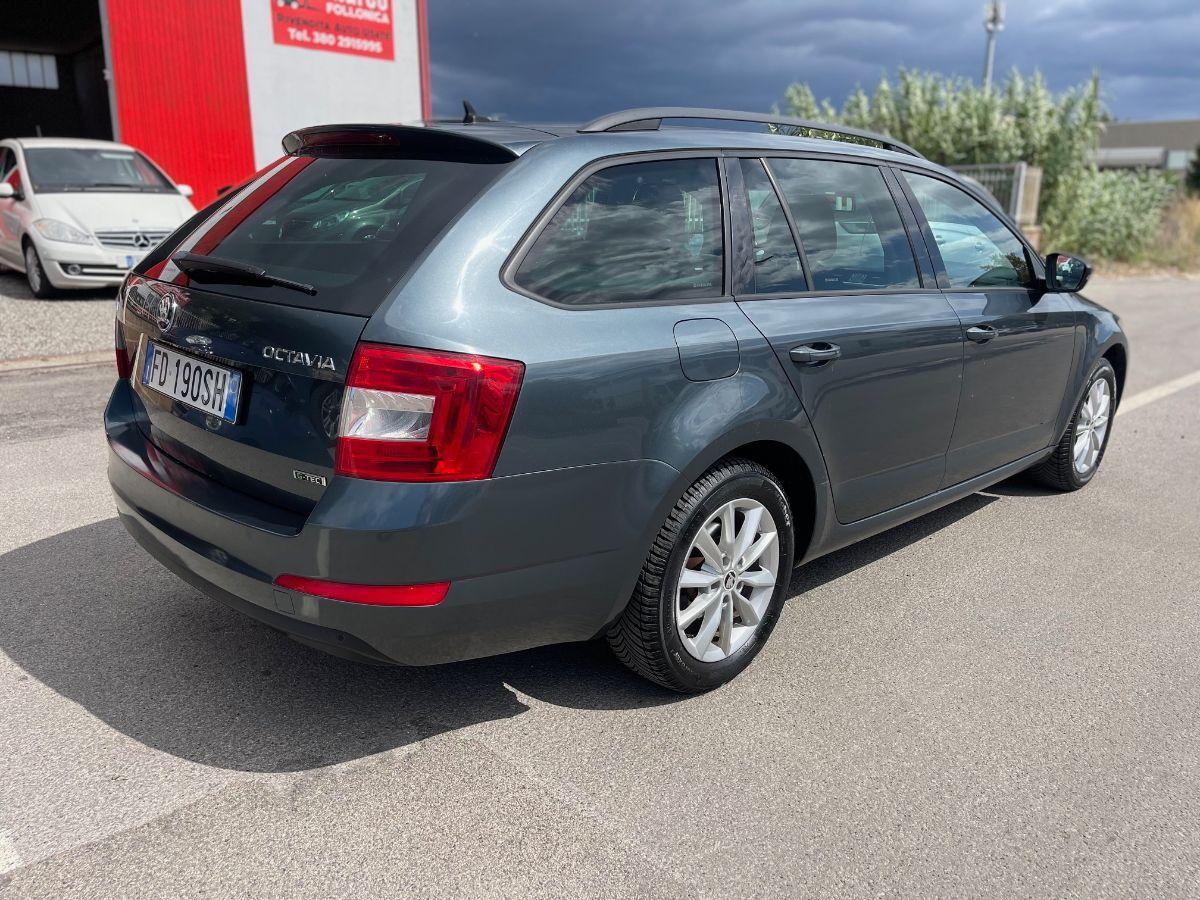 SKODA - Octavia Station Wagon - Octavia 1.4 TSI Wagon Execut. Plus G-Tec