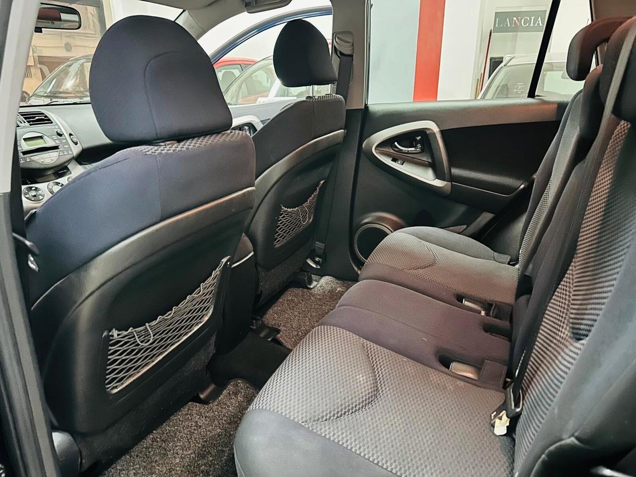 Toyota RAV 4 RAV4 2.2 D-4D 136 CV