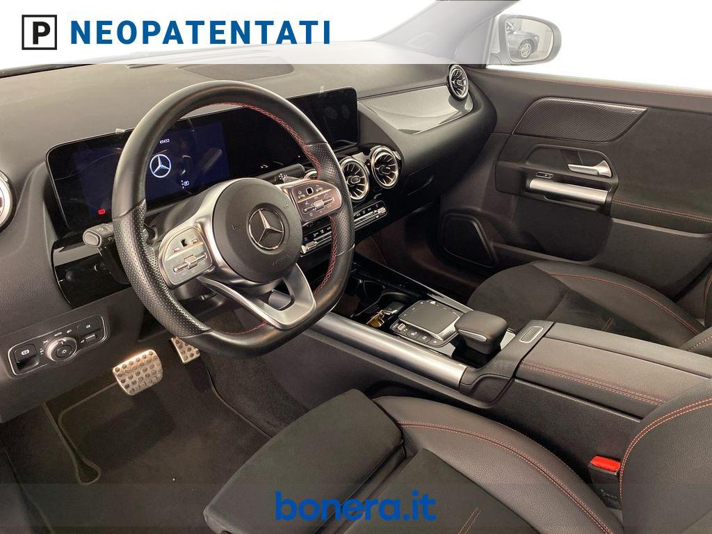 Mercedes GLA 180 180 D AMG Line Premium Plus 8G-DCT