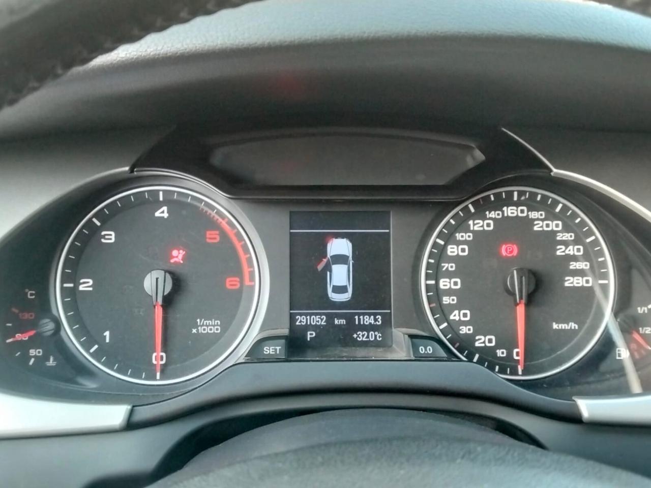 Audi A4 2.0 TDI multitronic 143cv