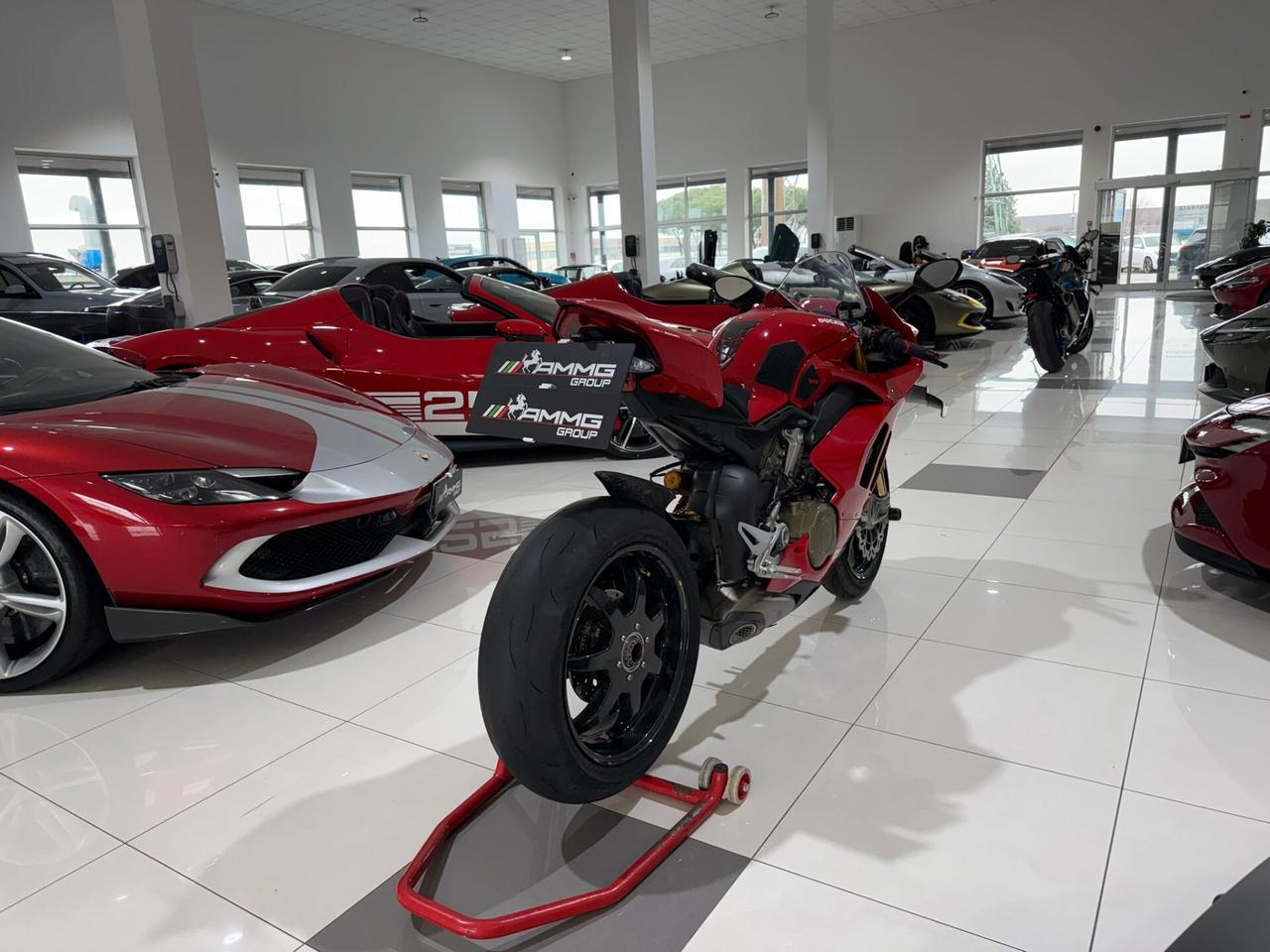 Ducati Panigale V4 S