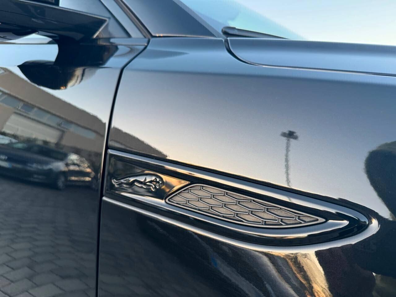 Jaguar E-Pace 2.0D I4 163 CV AWD Auto R-Dynamic