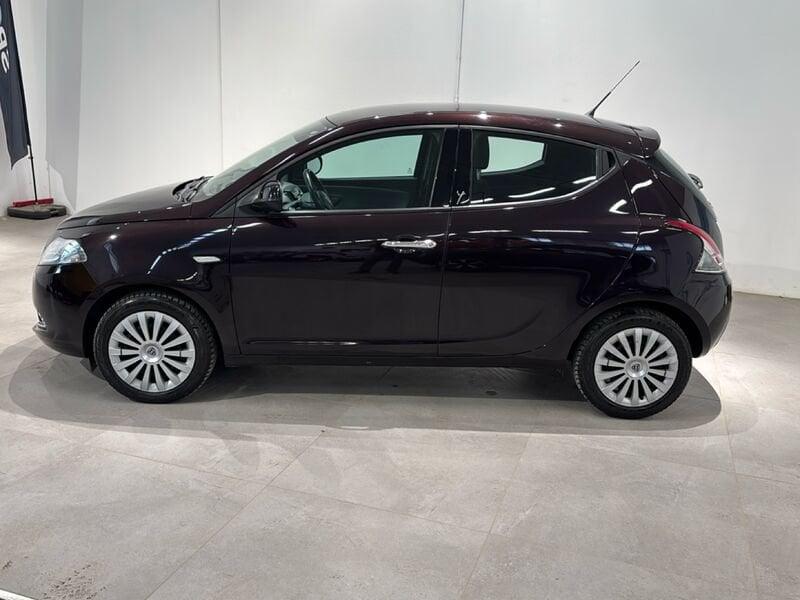 Lancia Ypsilon 1.3 MultiJet 95cv Silver