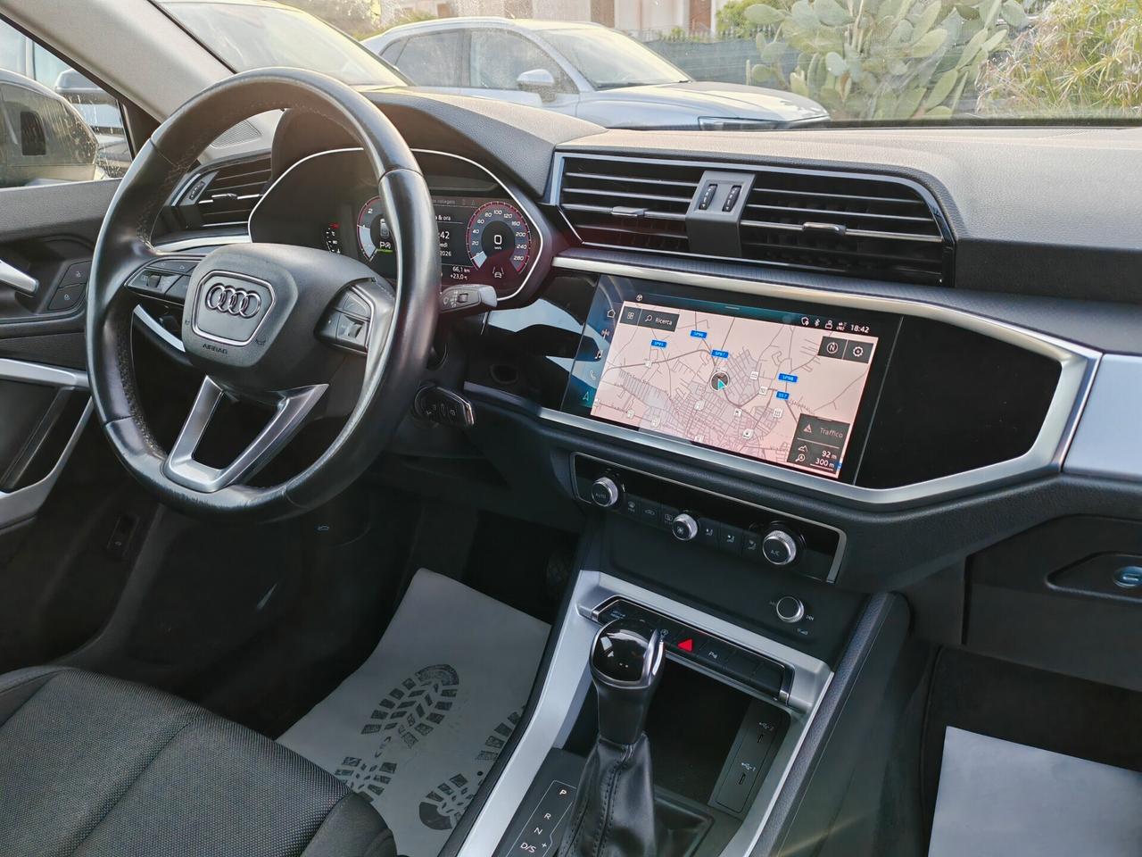 Audi Q3 SPB 35 2.0TDI 150Cv Full optional 2021