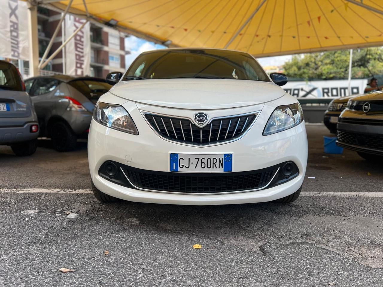 Lancia Ypsilon 1.0 FireFly 5 porte S&S Hybrid Ecochic Silver LEGGERE DESCRIZIONE