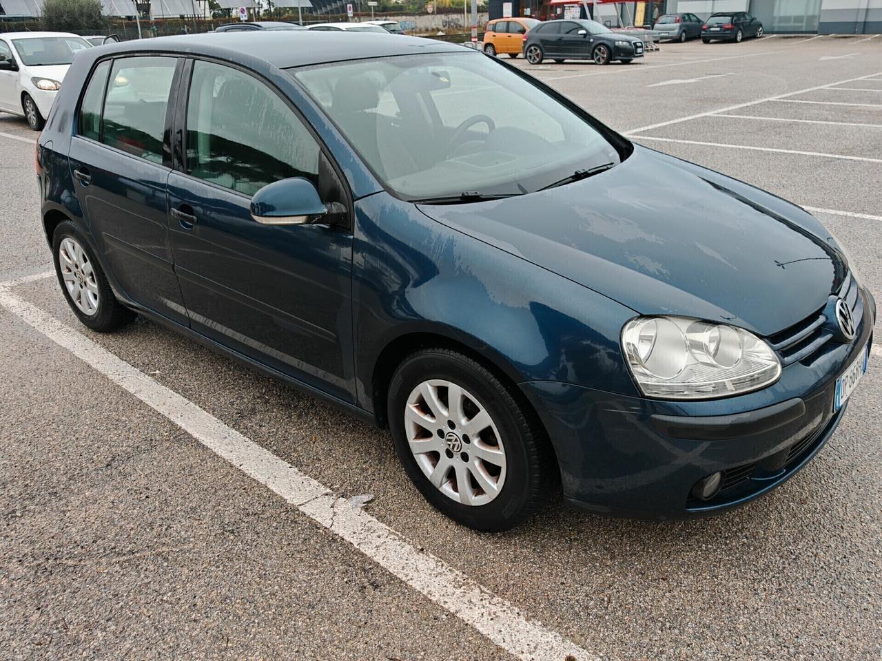 Volkswagen Golf 1.6 5p. Gpl 102 cv unico proprietario ok neopatentati .