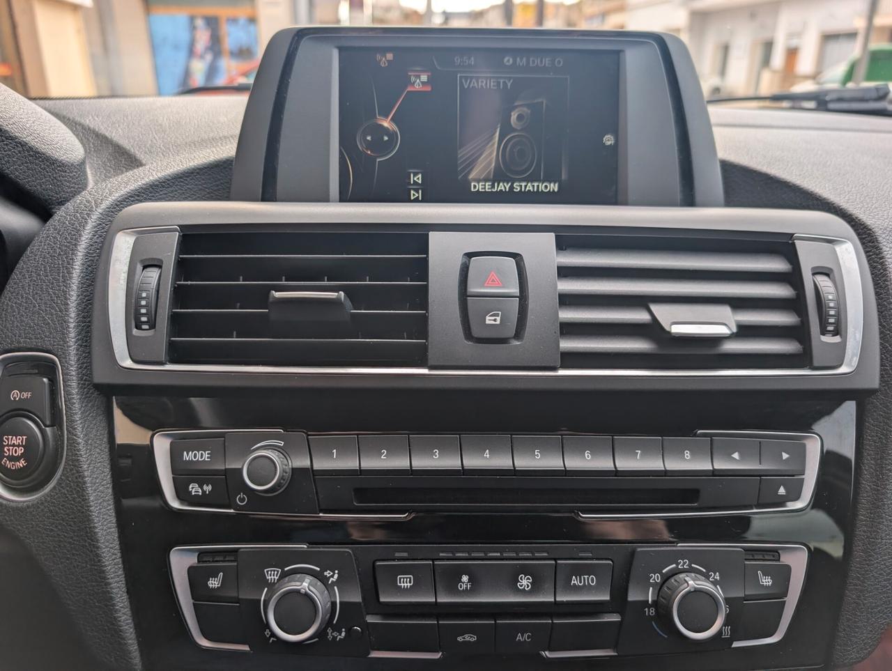 Bmw 116 116i 5p. Advantage