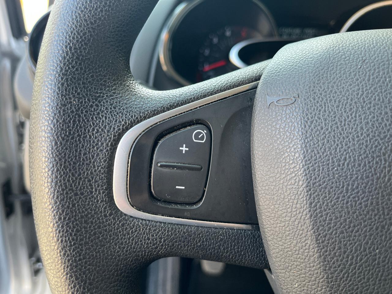 Renault Clio dCi 90 CV 5 porte Moschino Zen
