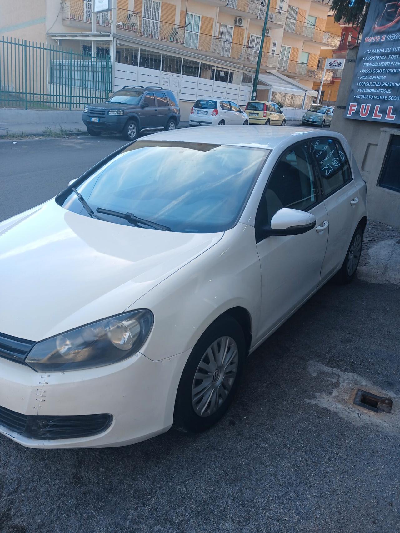 Volkswagen Golf 1.6 TDf