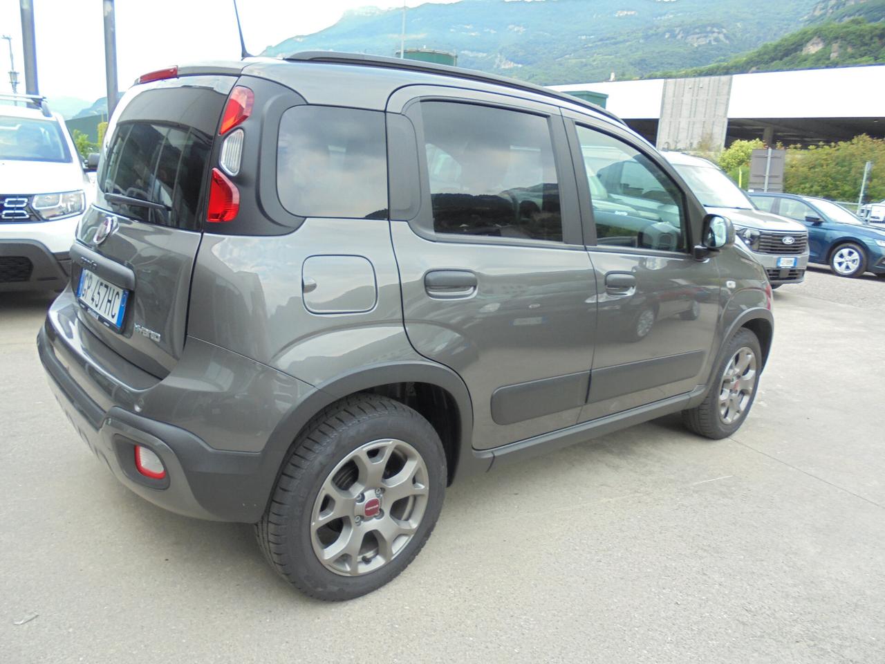 Fiat Panda Pandina 1.0 FireFly 65 CV Hybrid Cross