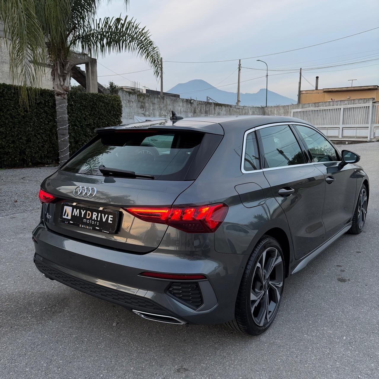 Audi A3 SPB 30 TDI S tronic line edition