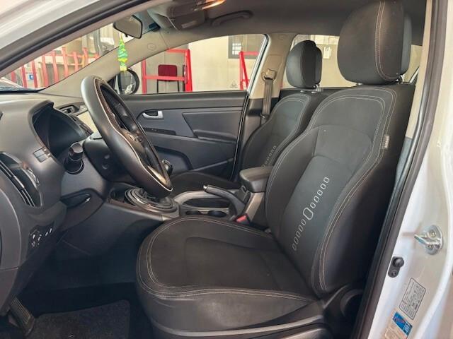 KIA SPORTAGE 1.7 CRDI VGT 2WD RETROCAMERA