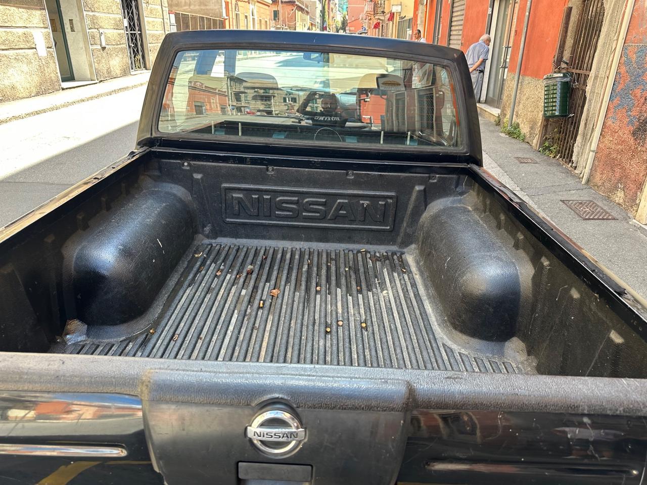 Nissan Navara 2.5 dCi 4 porte Double Cab XE