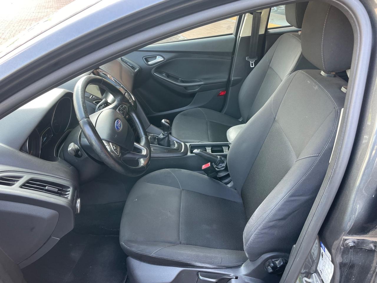 Ford Focus 1.6 120 CV GPL Plus 5P.