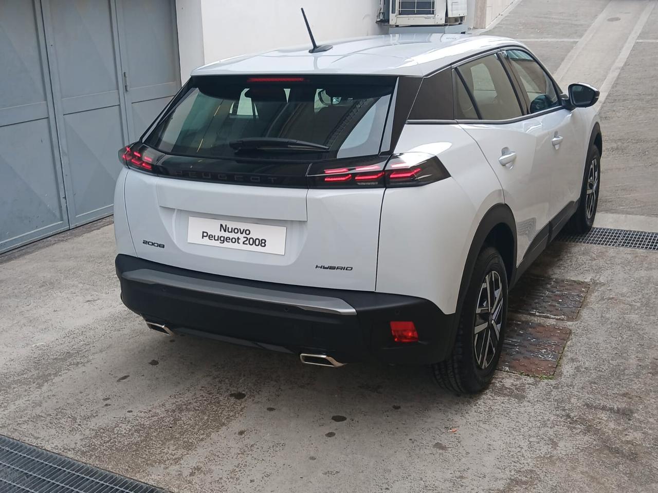 Peugeot 2008 Hybrid 110 e-DCS6 Style