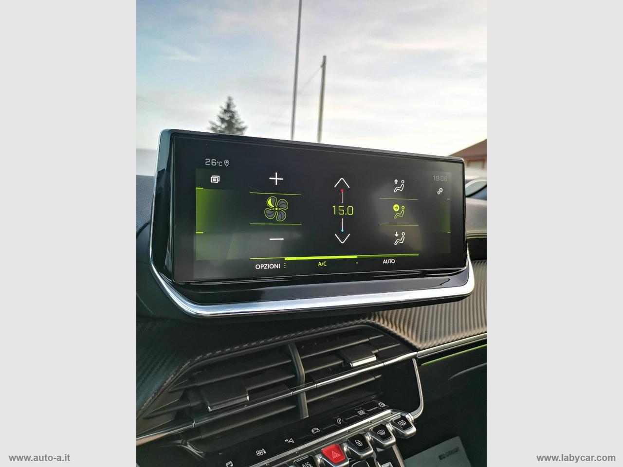 PEUGEOT 2008 BlueHDi 110 S&S GT