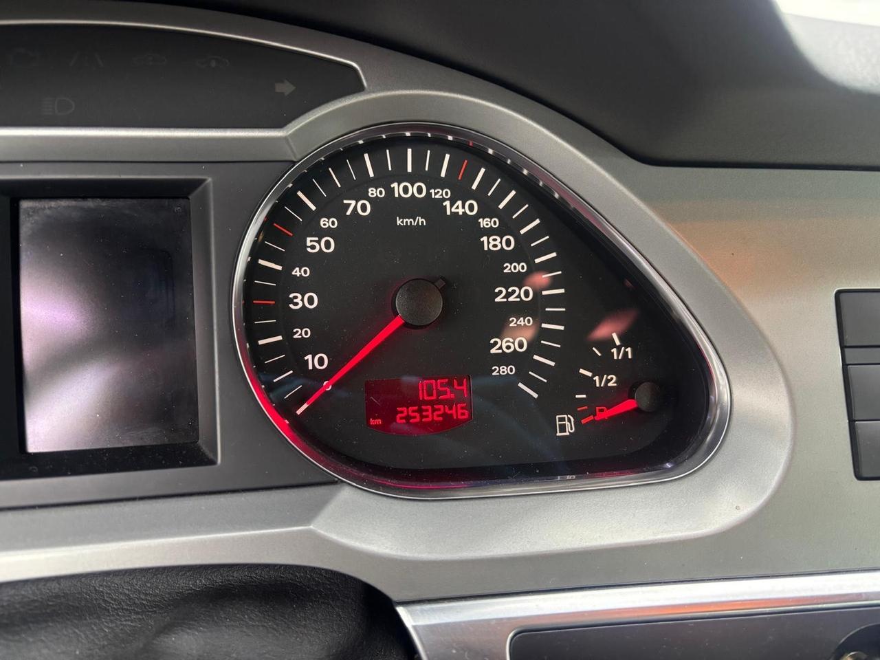 Audi A6 AVANT 3.0 V6 TDI F.A.P. QUATTRO