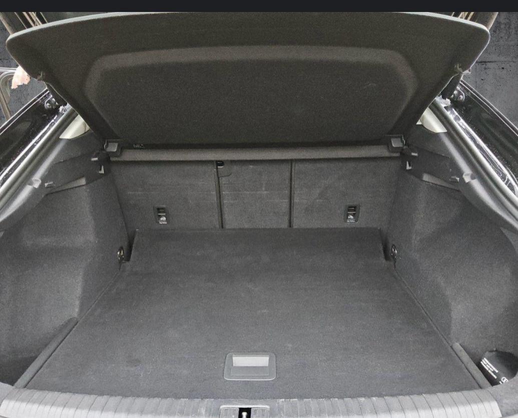 Audi Q3 35 TFSI Business Advanced-Rata 290€