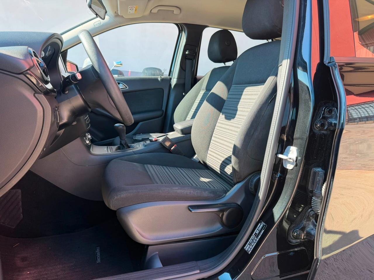 Mercedes-Benz B180d 10/2015 126000km!!!