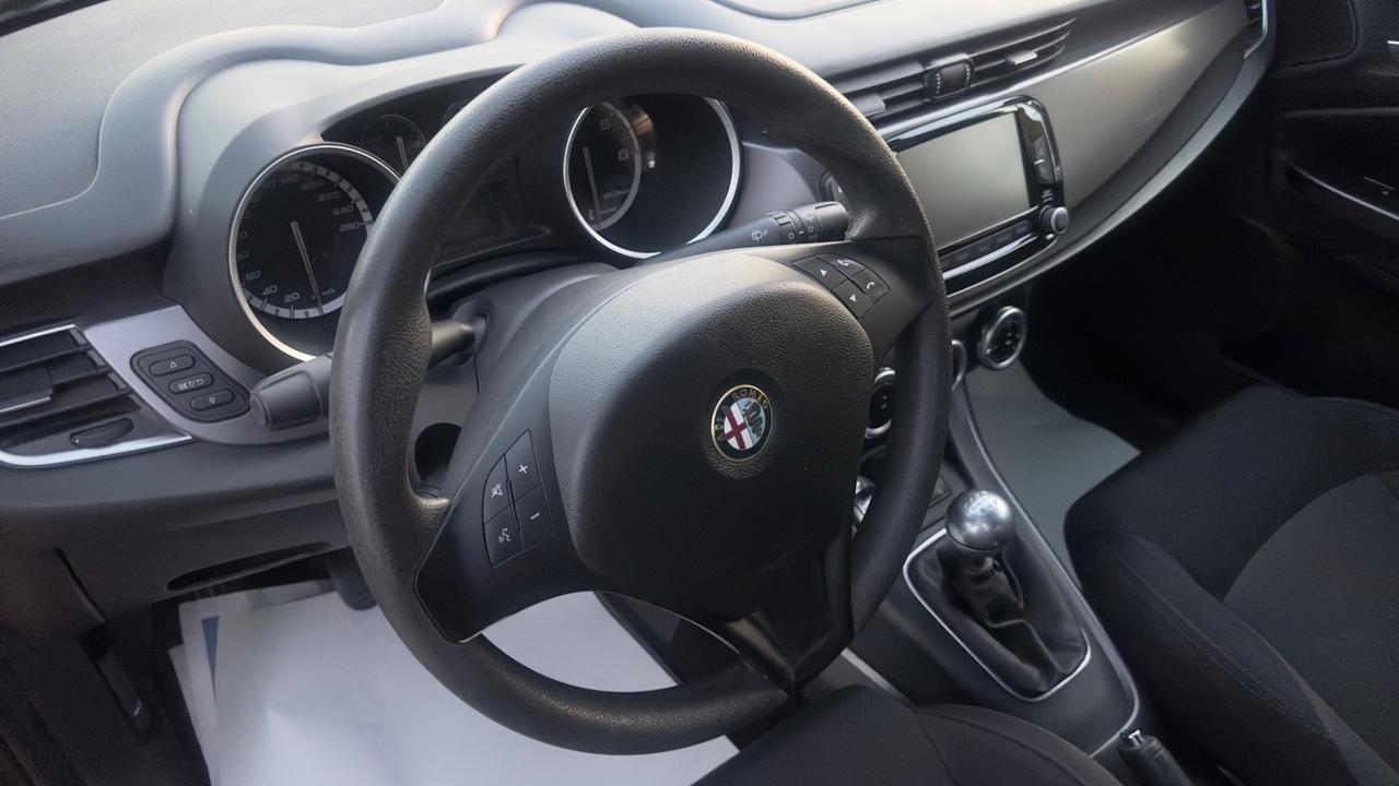 Alfa Romeo Giulietta 1.6 JTDm-2 105 CV Distinctive