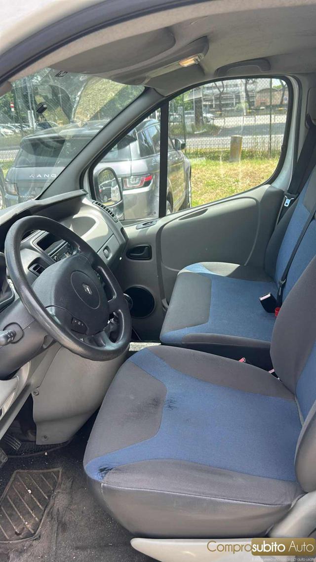 RENAULT Trafic T27 2.0 dCi PIU IVA 22%