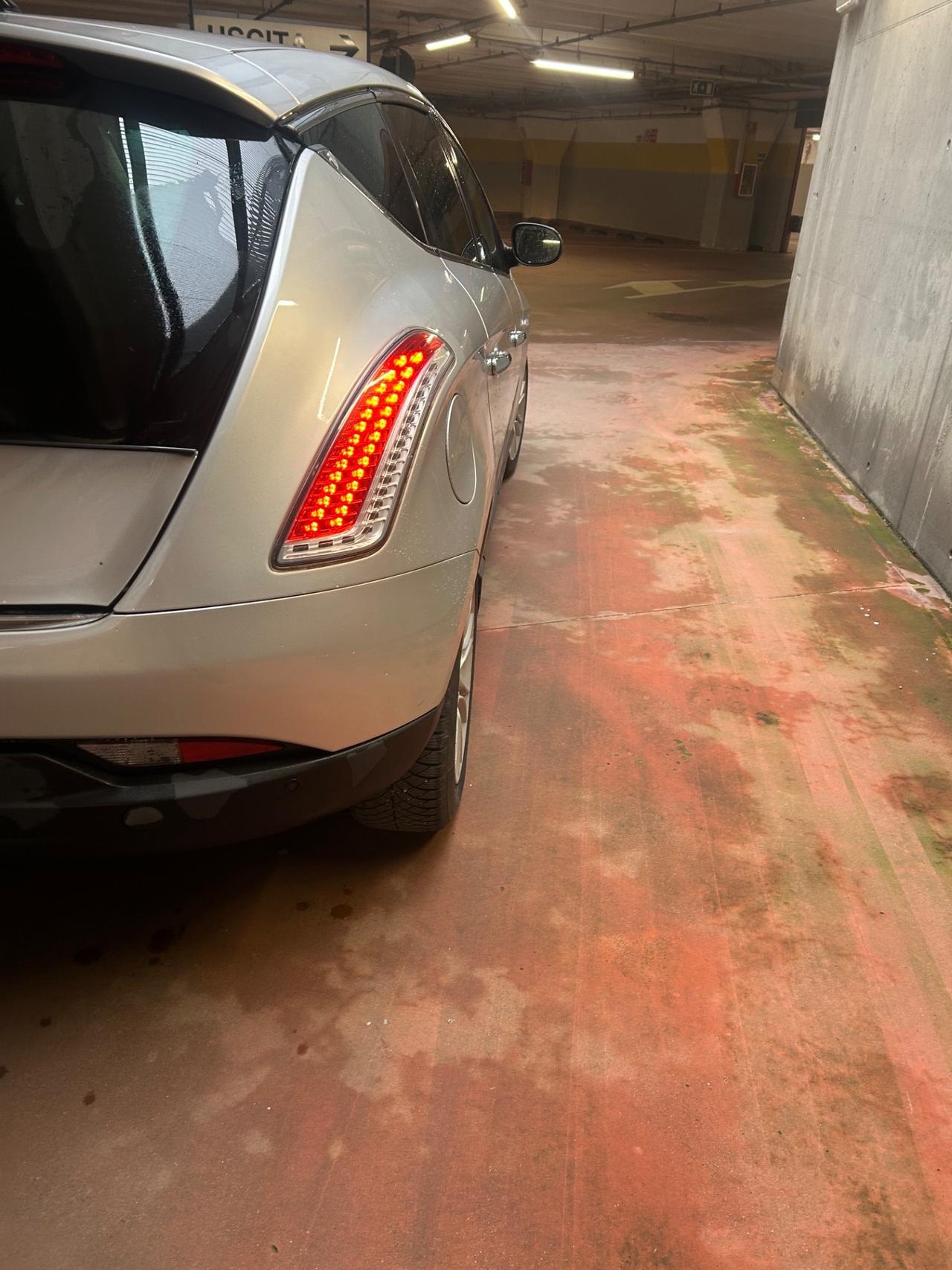 Lancia Delta 1.6 MJT DPF Selectronic Argento