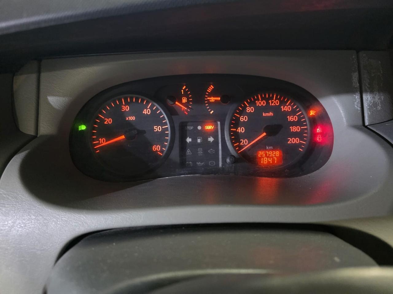 RENAULT MASTER 1.9 DIESEL DEL NORD ITA 2005