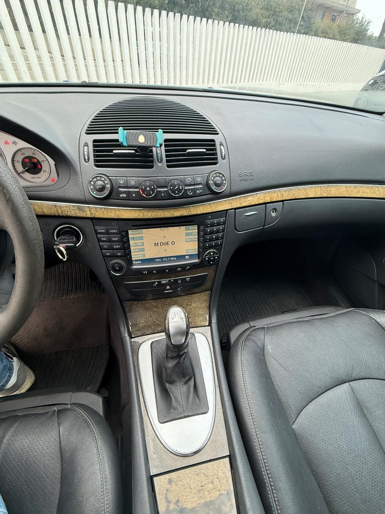 Mercedes-benz E 220 CDI cat Avantgarde