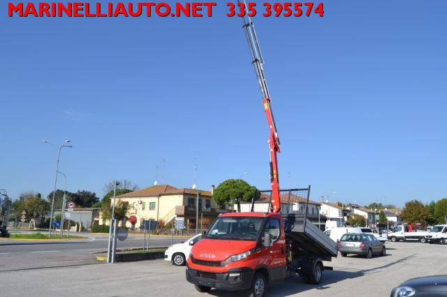 IVECO Daily 35C13 2.3 RIBALTABILE CON GRU HC38 A 3 SFILI