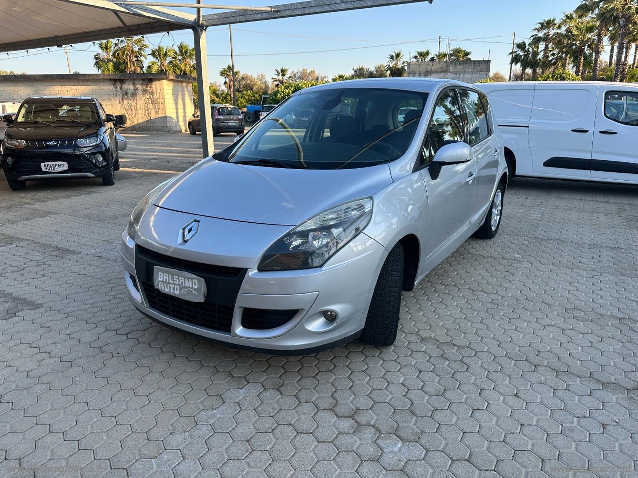 RENAULT Scénic 1.5 dCi 110 CV Confort