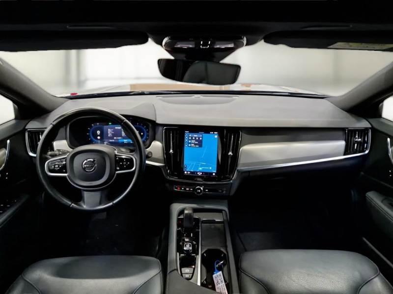 Volvo V90 Cross Country 2.0 B5 Business Pro AWD Geartronic