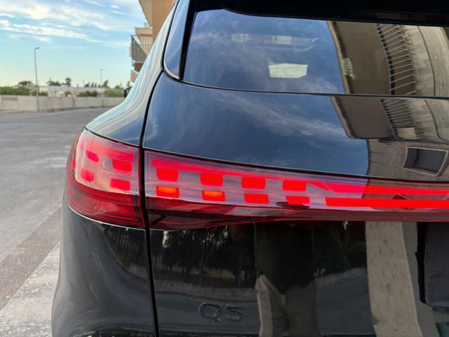 AUDI Q5 2.0 TDI mHEV+ S tronic quattro Business Advanced
