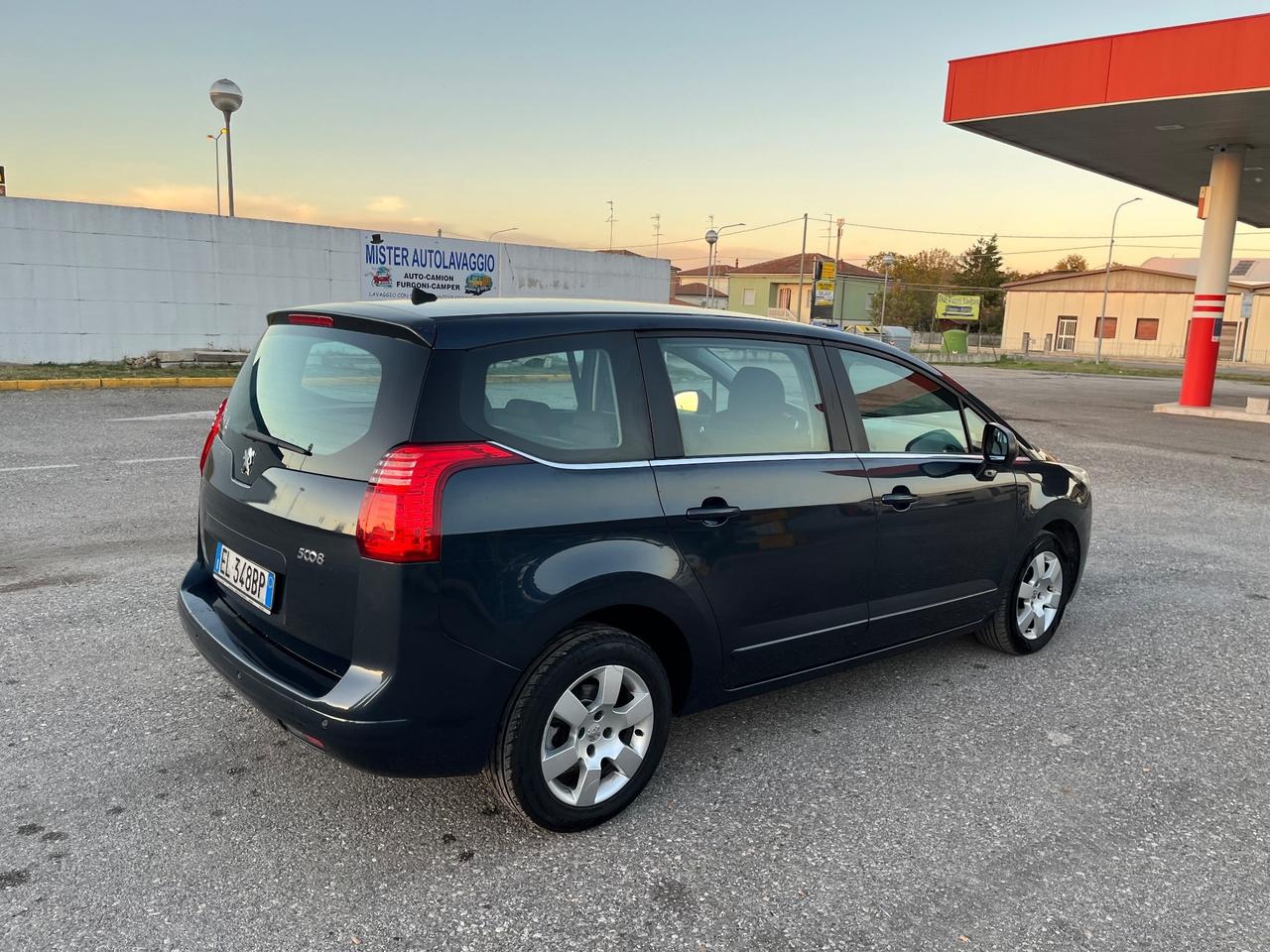 Peugeot 5008 1.6 HDi 112CV Business