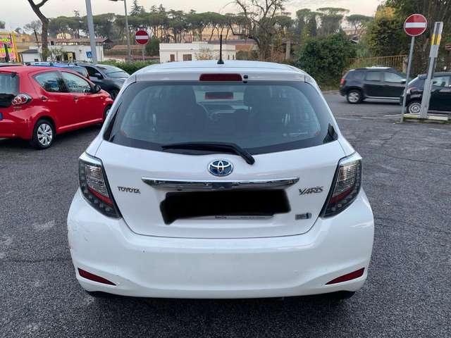 Toyota Yaris Yaris 5p 1.5h Lounge per neopatentati