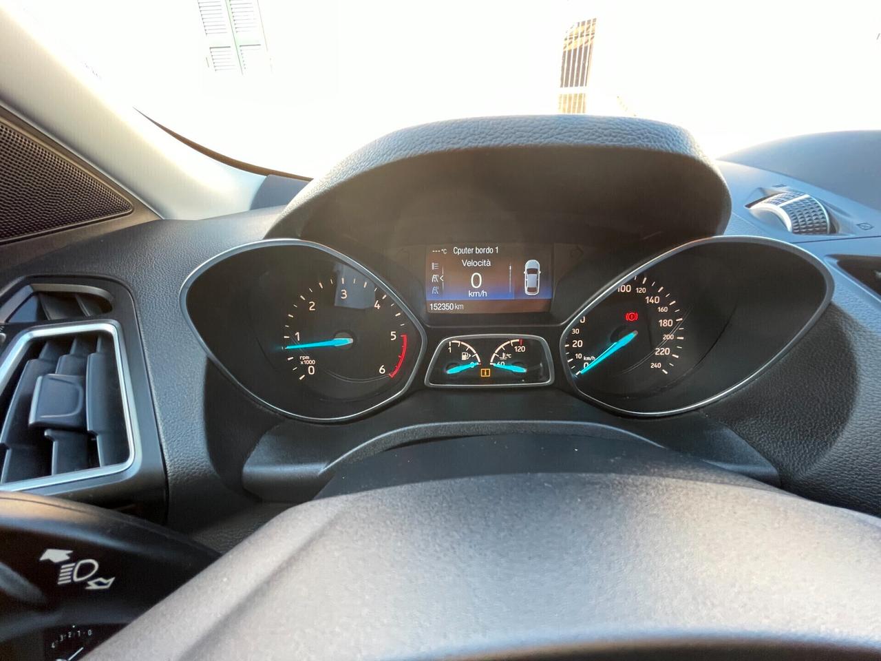 Ford Kuga 1.5 TDCI 120 CV S&S 2WD Titanium