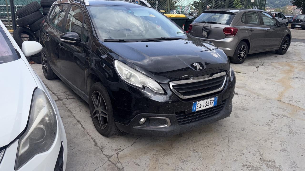 Peugeot 2008 BlueHDi 100 Allure