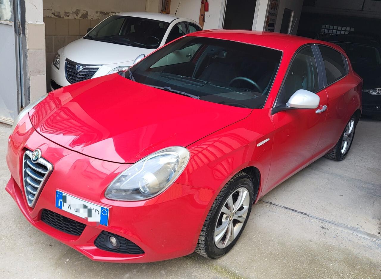 Alfa Romeo Giulietta 1.6 JTDm-2 105 CV Distinctive