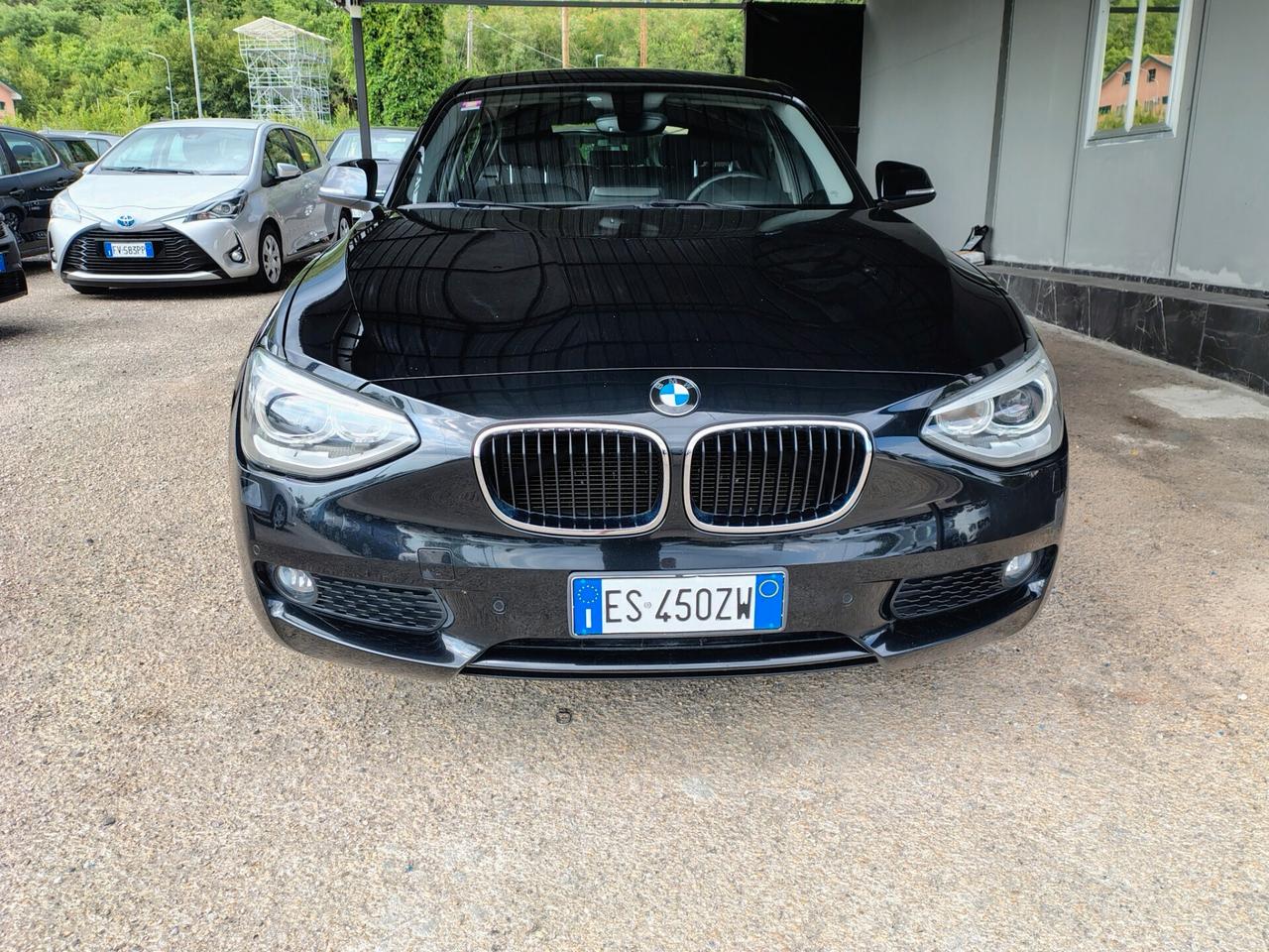 Bmw 114 114d 5p. Unique